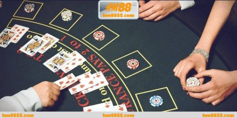 Blackjack tiền thật và sức hút từ bàn chia bài trực tuyến